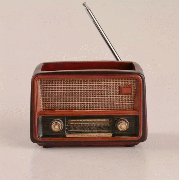 Vintage Radio Design Planter